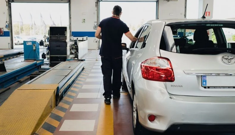 La ITV podría exigir que los coches completen las llamadas a revisión pendientes