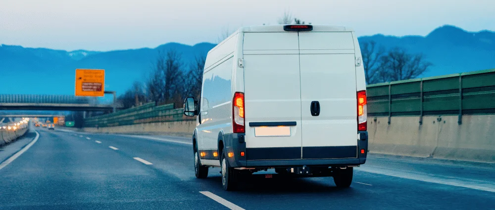 Preventing-night-fatigue-and-drowsiness-with-driver-behavior-monitoring