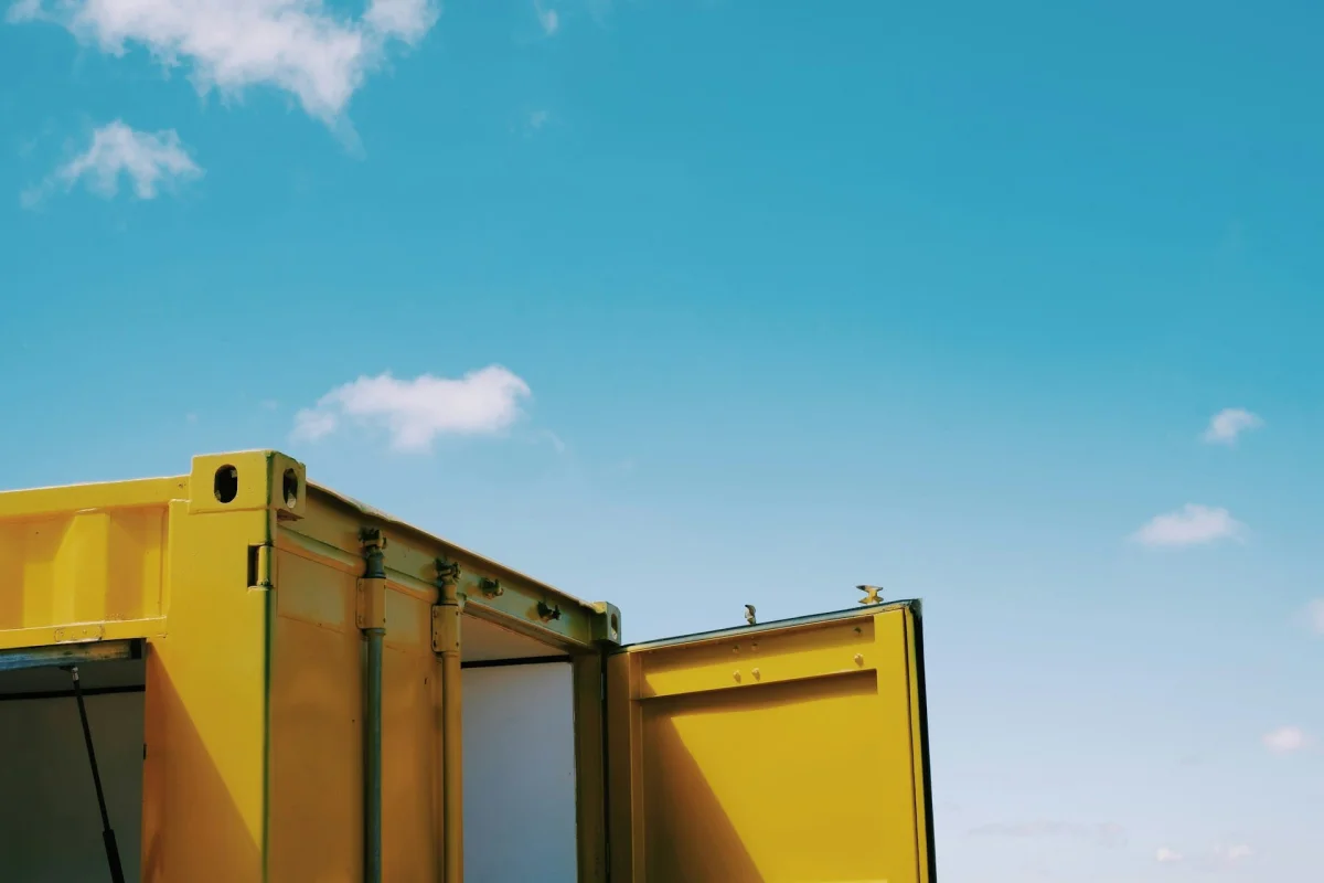 Planning Storage Container Delivery to Jobsites: Access, Costs and Inspection